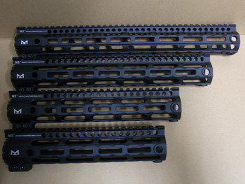 やっと見つけたMIDWEST INDUSTRIESのSSM SERIES FREE FLOAT HANDGUARD